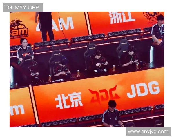 s15电竞总决赛和平精英中JDG防反策略的优劣分析与战术启示